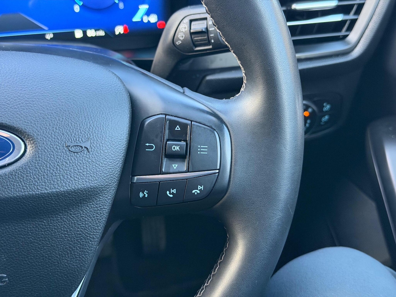 Used Ford Focus 2022 for sale - 77215859: Photo 40