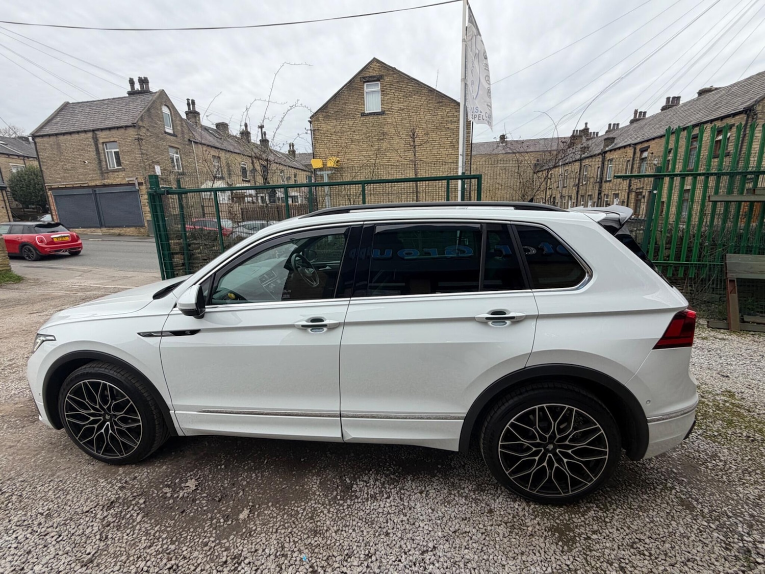 Used Volkswagen Tiguan 2023 for sale - 77993096: Photo 11