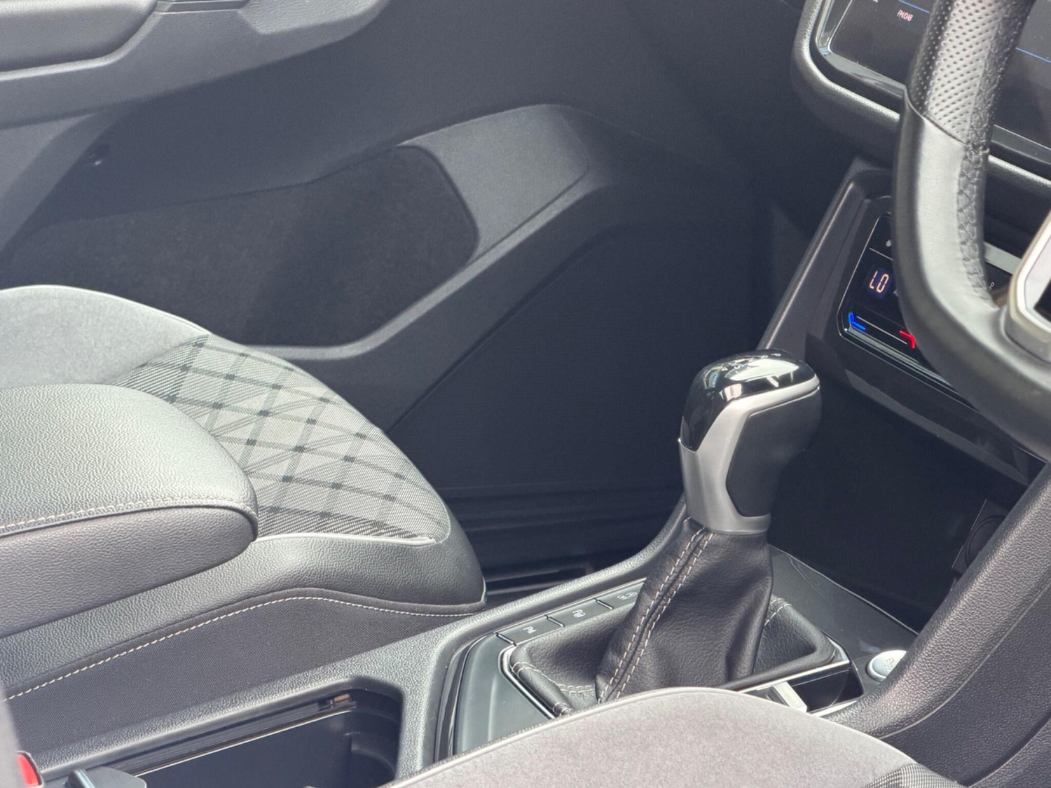 Used Volkswagen Tiguan 2023 for sale - 77993096: Photo 26