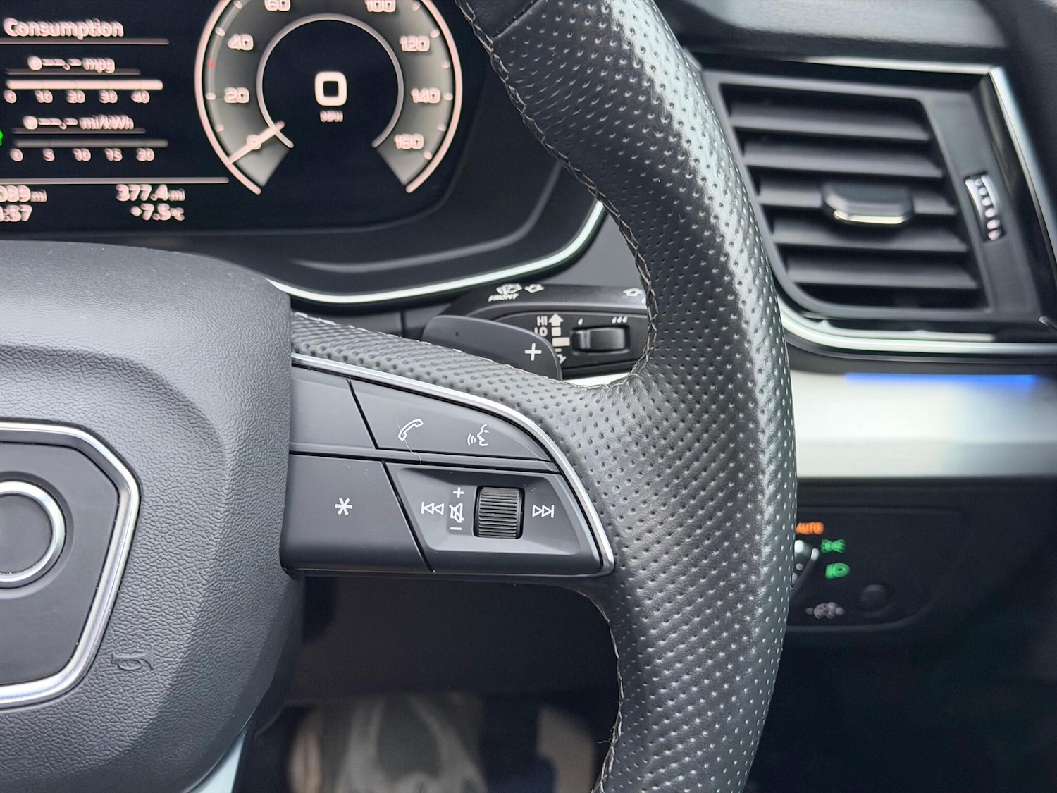 Used Audi Q5 2021 for sale - 77040050: Photo 33