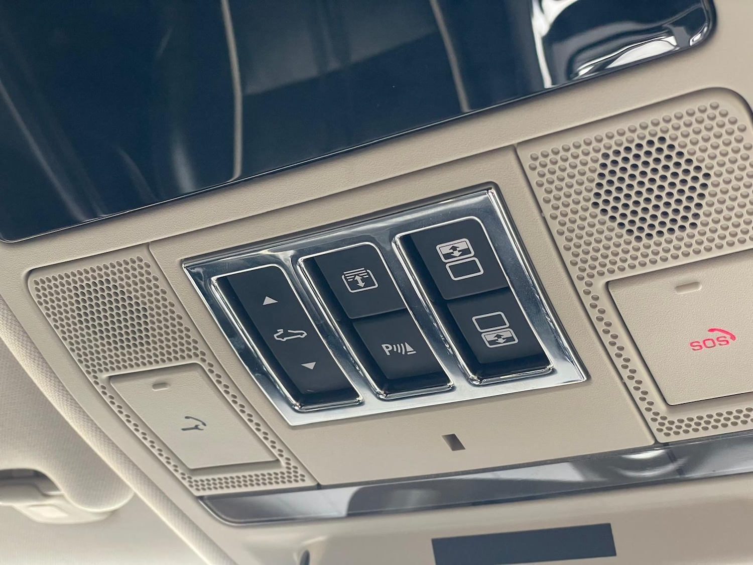 Used Jaguar XJ 2016 for sale - 76152224: Photo 20