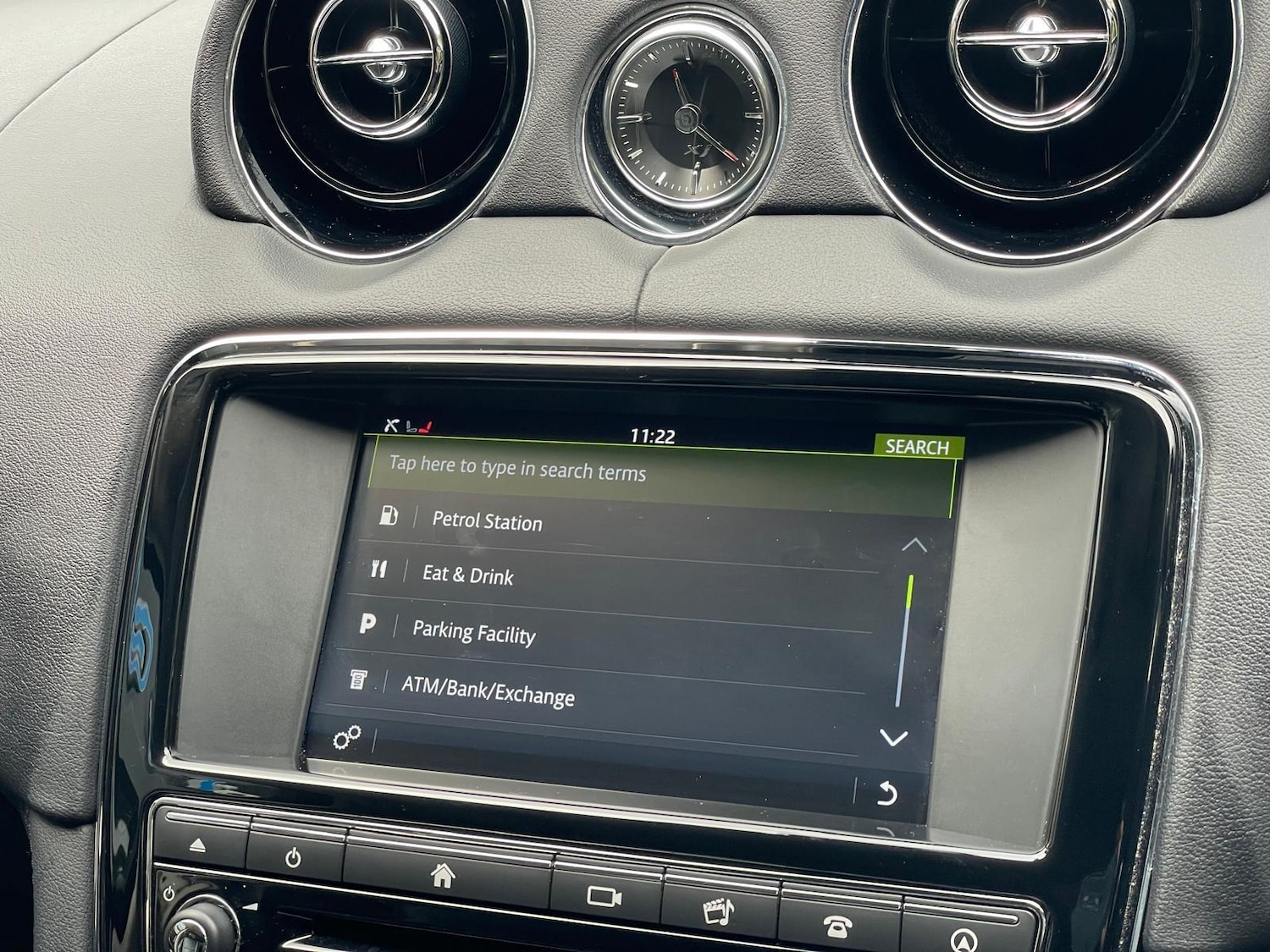 Used Jaguar XJ 2016 for sale - 76152224: Photo 27