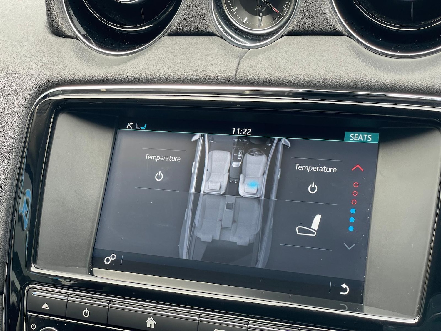 Used Jaguar XJ 2016 for sale - 76152224: Photo 31
