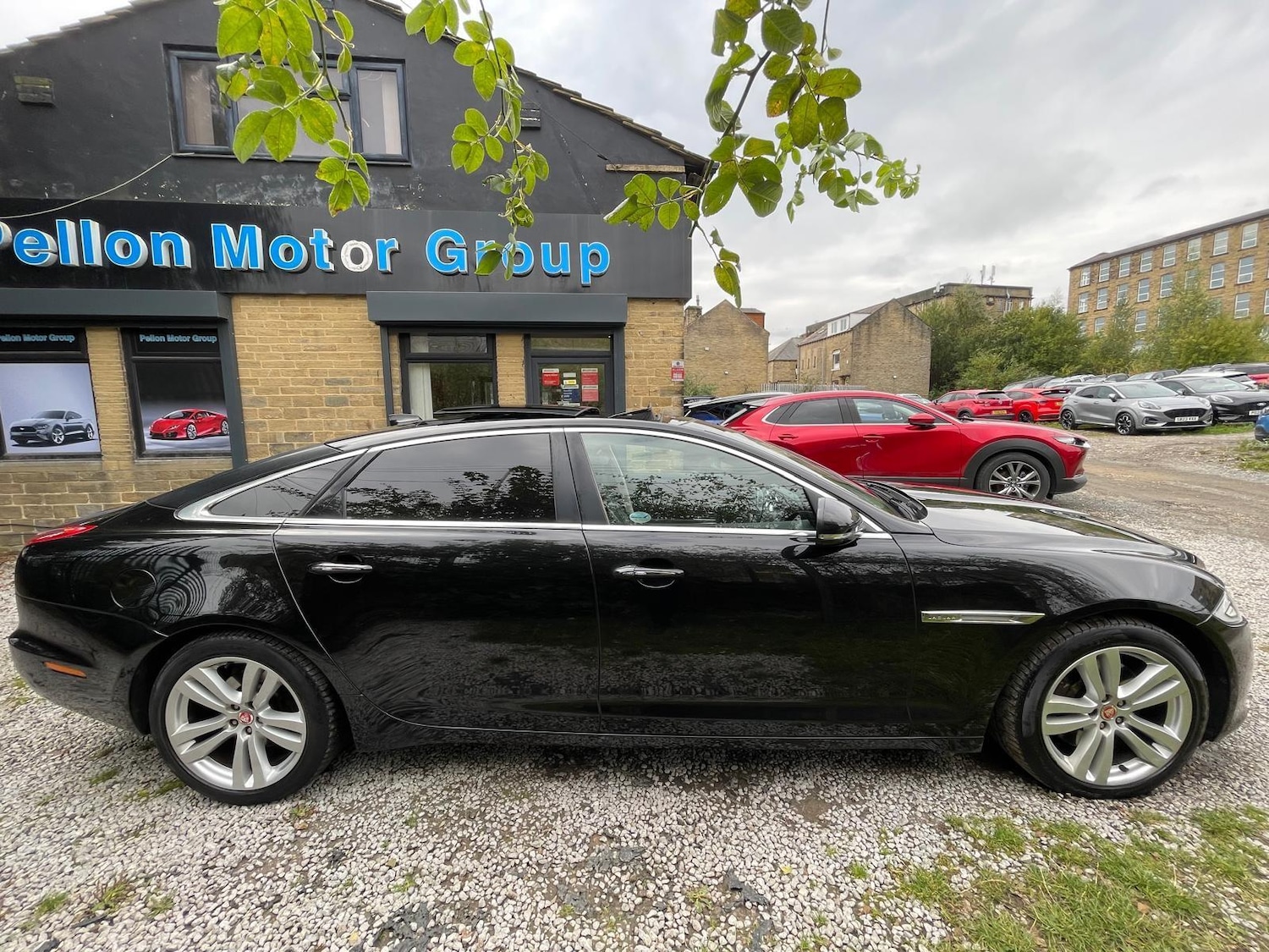 Used Jaguar XJ 2016 for sale - 76152224: Photo 5