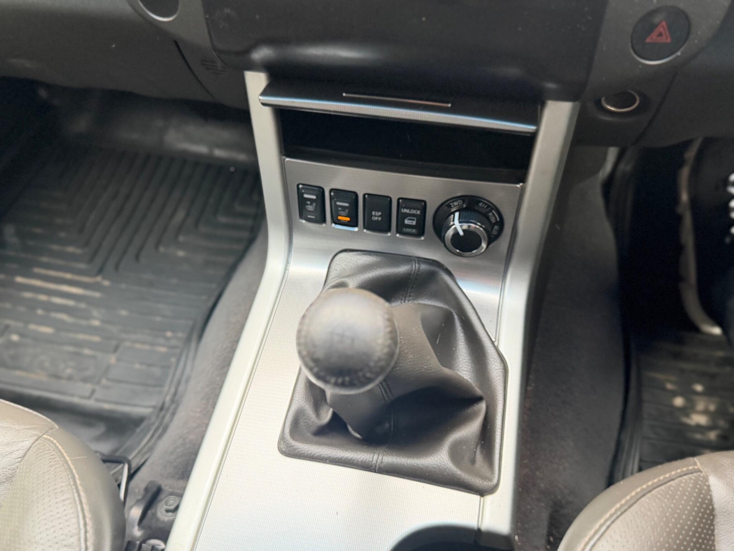 Used Nissan Navara 2012 for sale - 77484064: Photo 18