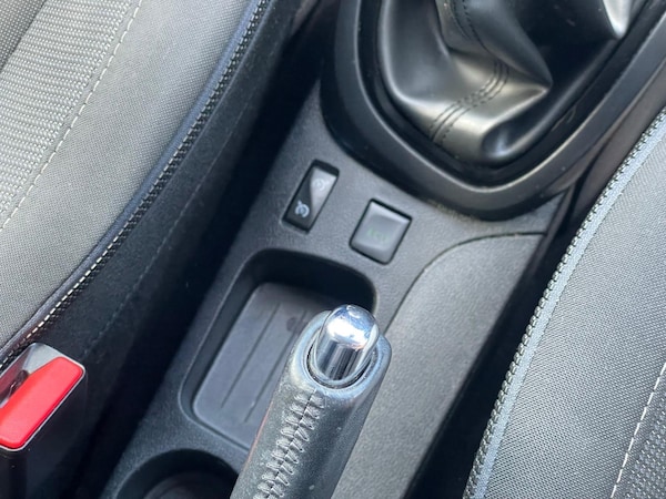 Used Renault Captur 2017 for sale - 76239926: Photo 24