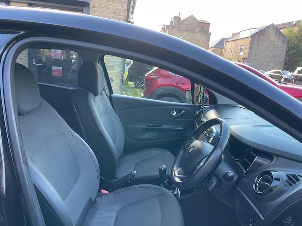 Used Renault Captur 2017 for sale - 76239926: Photo 30