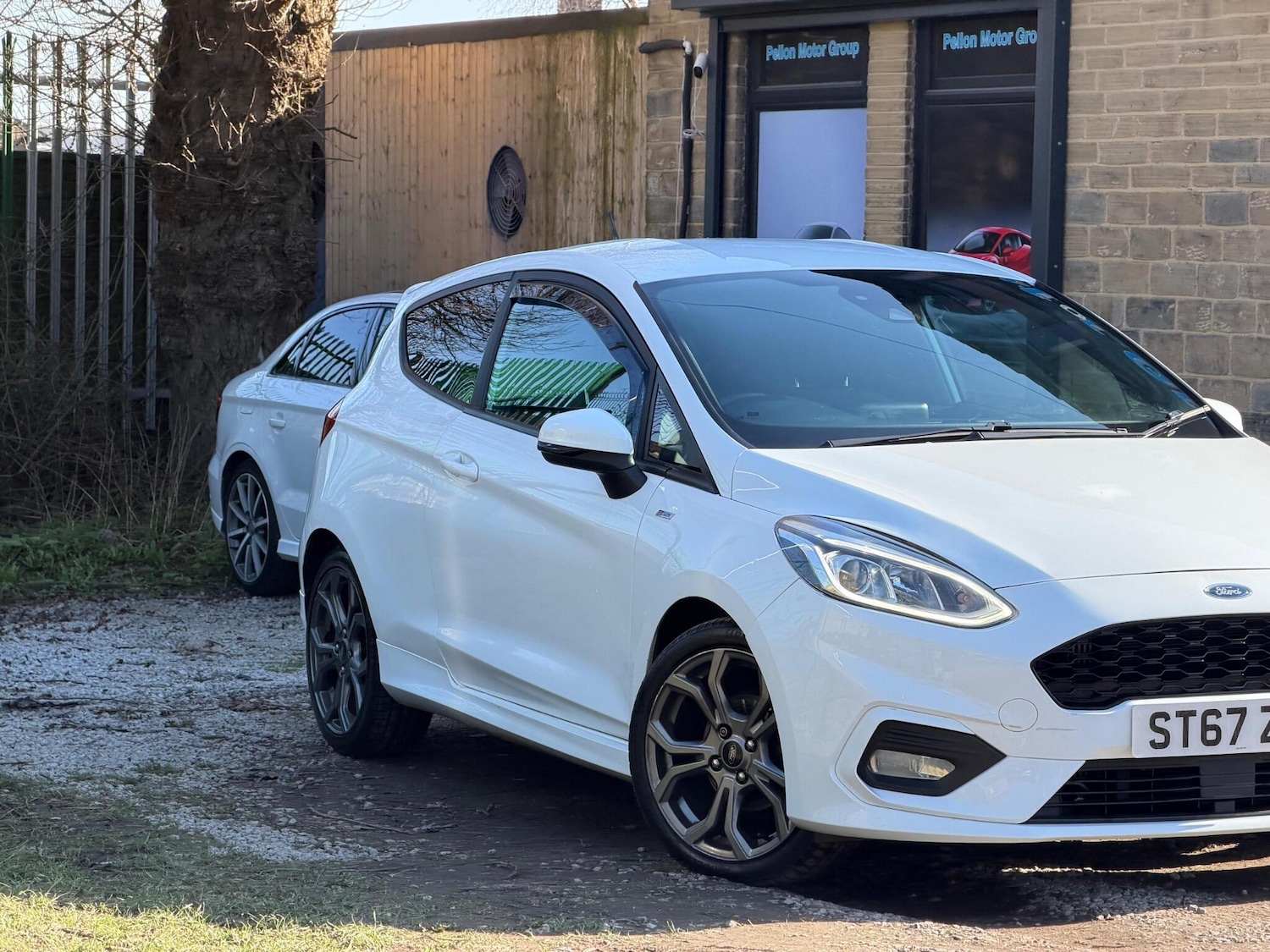 Used Ford Fiesta 2017 for sale - 77768662: Photo 2