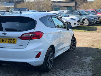 Used Ford Fiesta 2017 for sale - 77768662: Photo