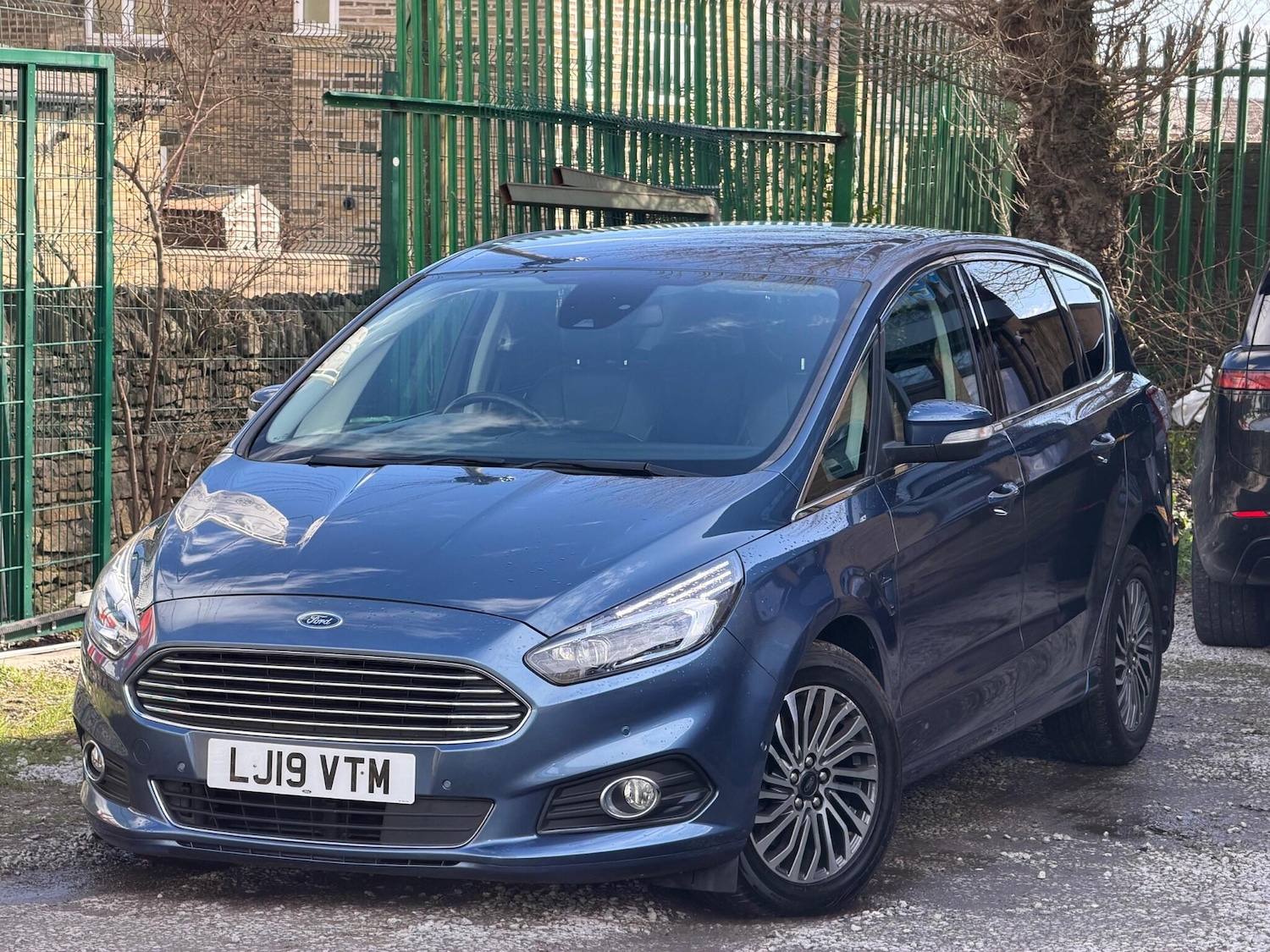Used Ford S-Max 2019 for sale - 78034256: Photo 1