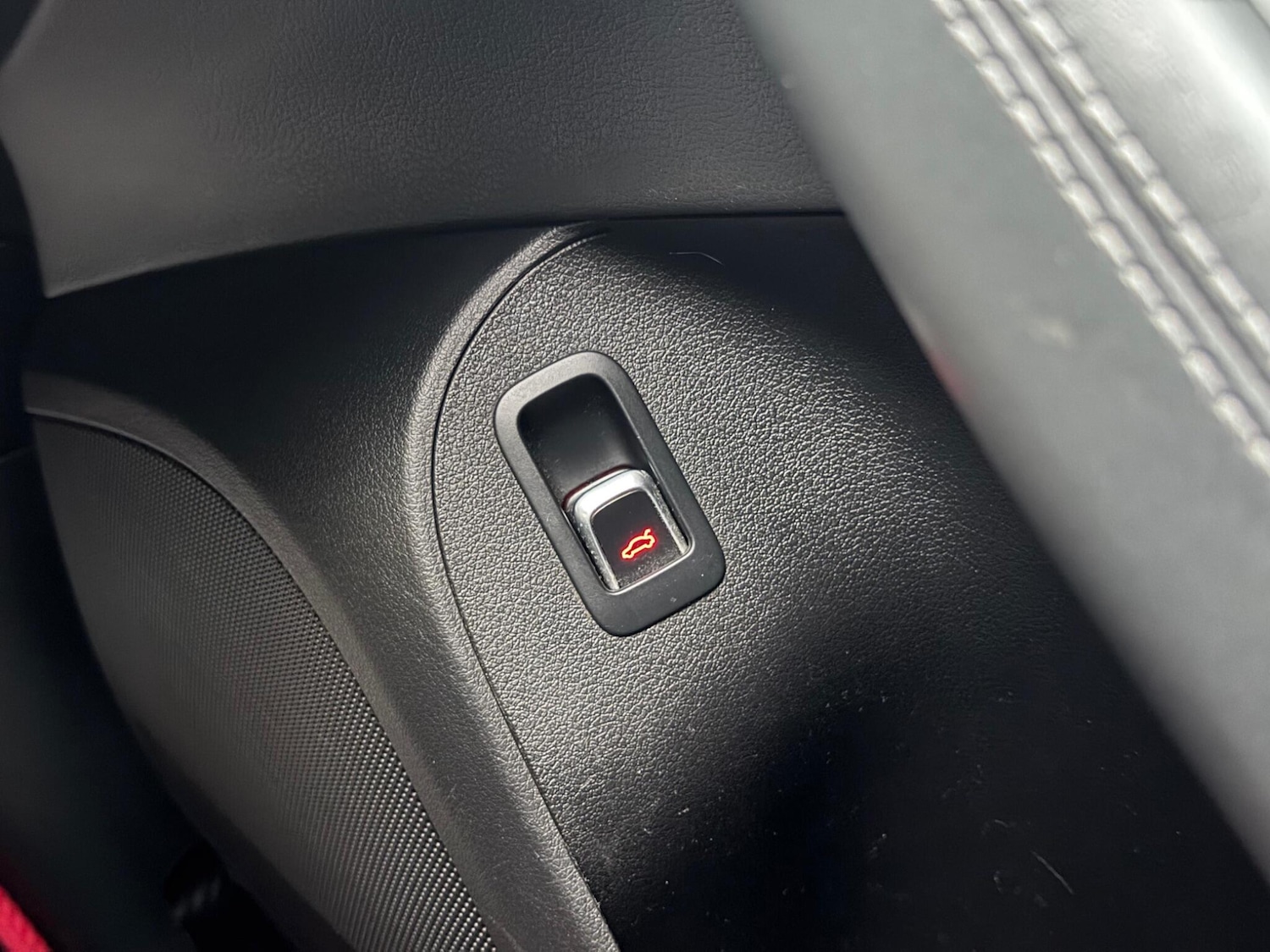 Used Audi Q5 2016 for sale - 77424703: Photo 37