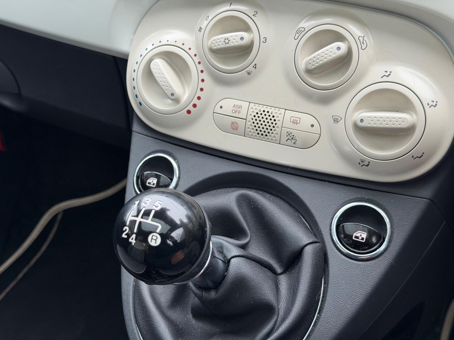 Used Fiat 500 2015 for sale - 77510513: Photo 26