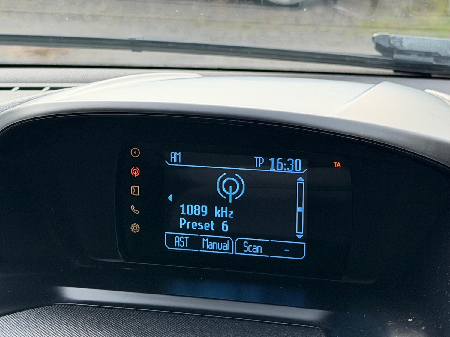 Used Ford Kuga 2013 for sale - 77549689: Photo 11