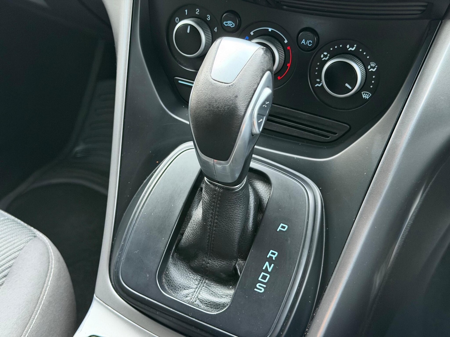 Used Ford Kuga 2013 for sale - 77549689: Photo 17