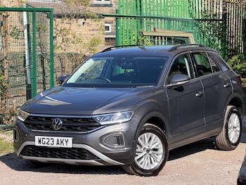 Used Volkswagen T-Roc 2023 for sale - 78388444: Photo
