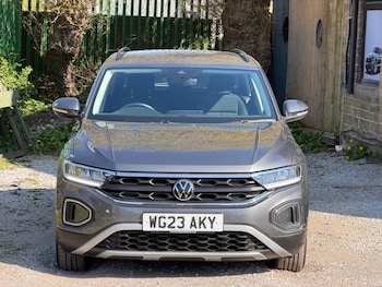 Used Volkswagen T-Roc 2023 for sale - 78388444: Photo