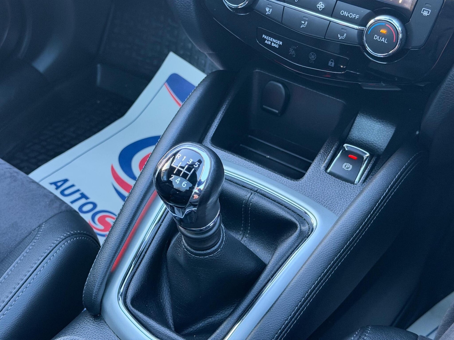 Used Nissan Qashqai 2017 for sale - 76645920: Photo 21