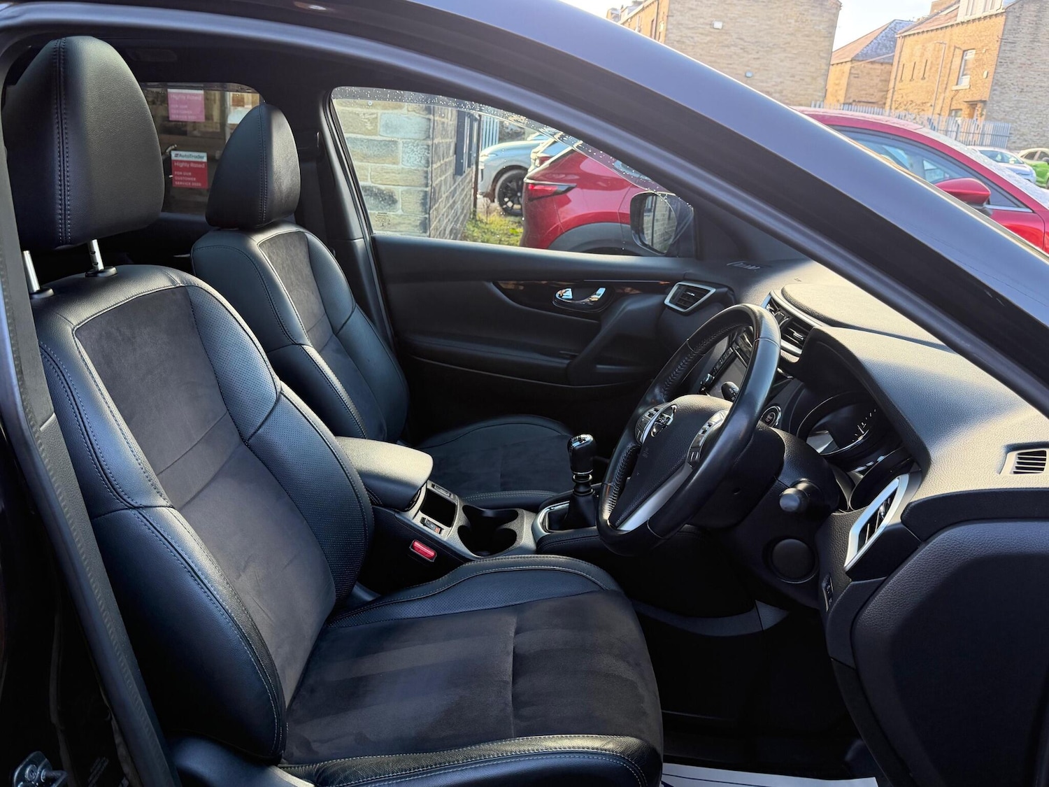 Used Nissan Qashqai 2017 for sale - 76645920: Photo 9