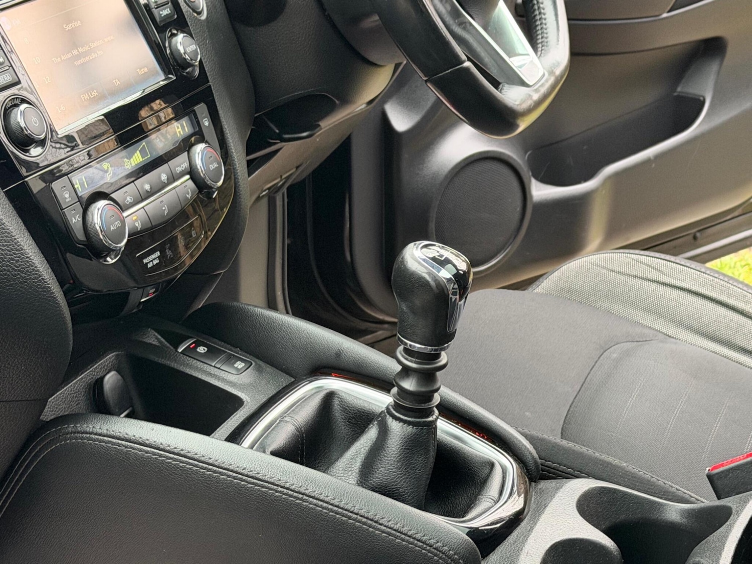 Used Nissan Qashqai for sale - 77538644: Photo 15