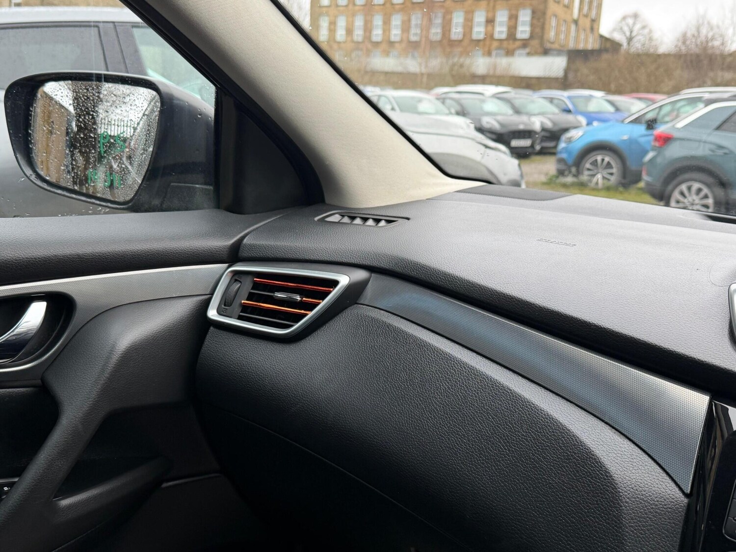 Used Nissan Qashqai for sale - 77538644: Photo 16