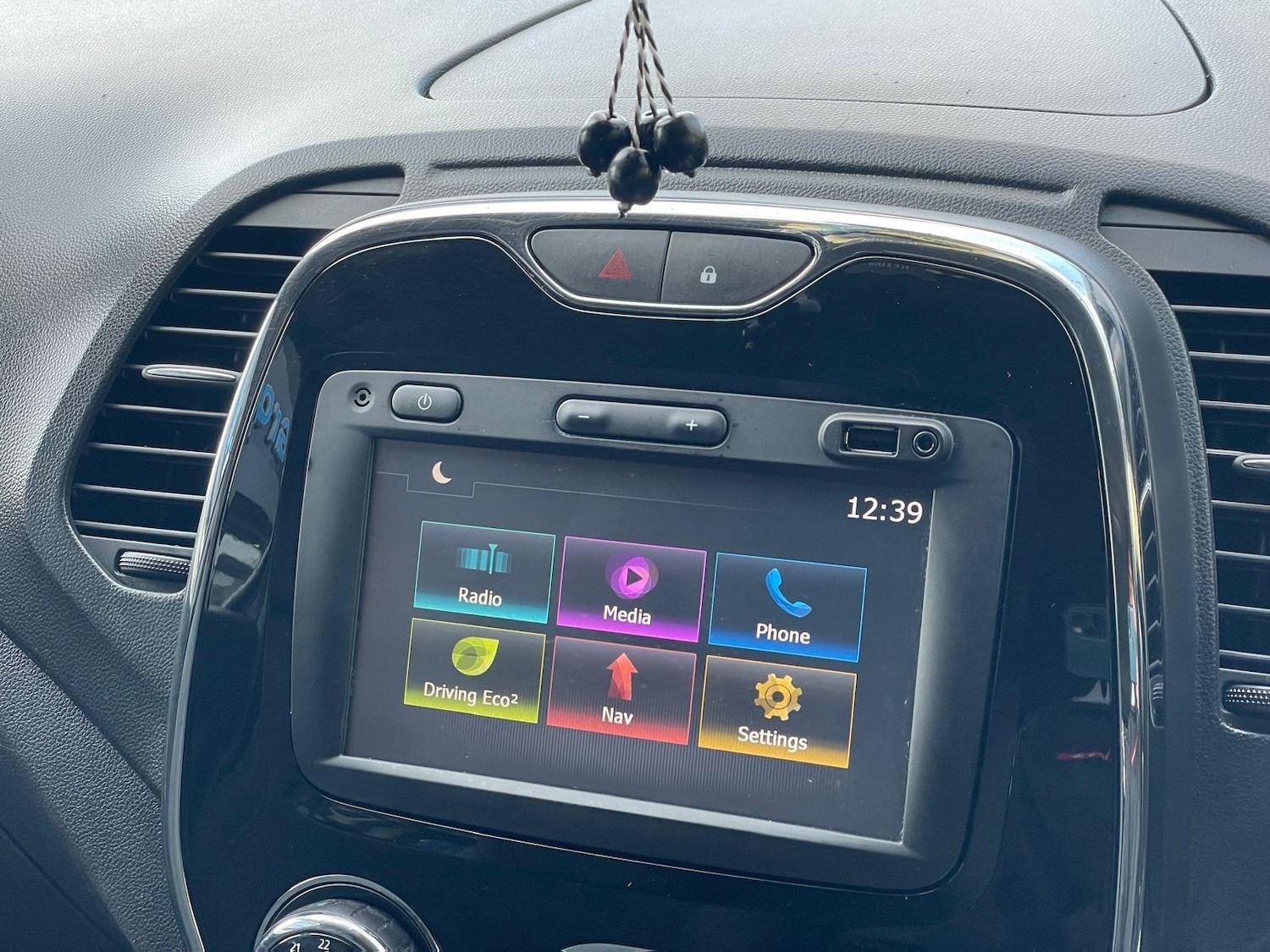 Used Renault Captur 2017 for sale - 76715604: Photo 11