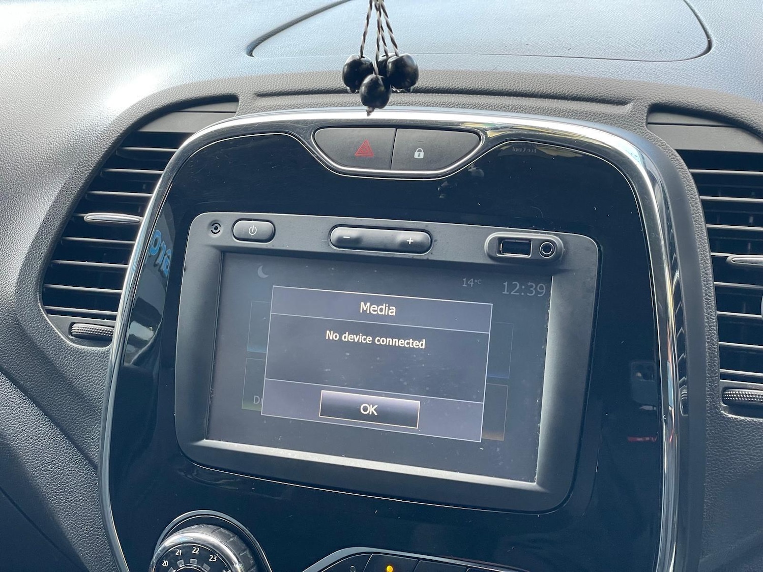 Used Renault Captur 2017 for sale - 76715604: Photo 20