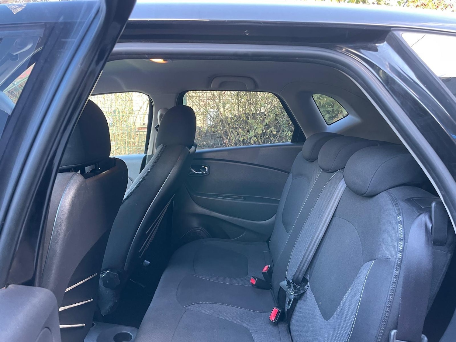 Used Renault Captur 2017 for sale - 76715604: Photo 26