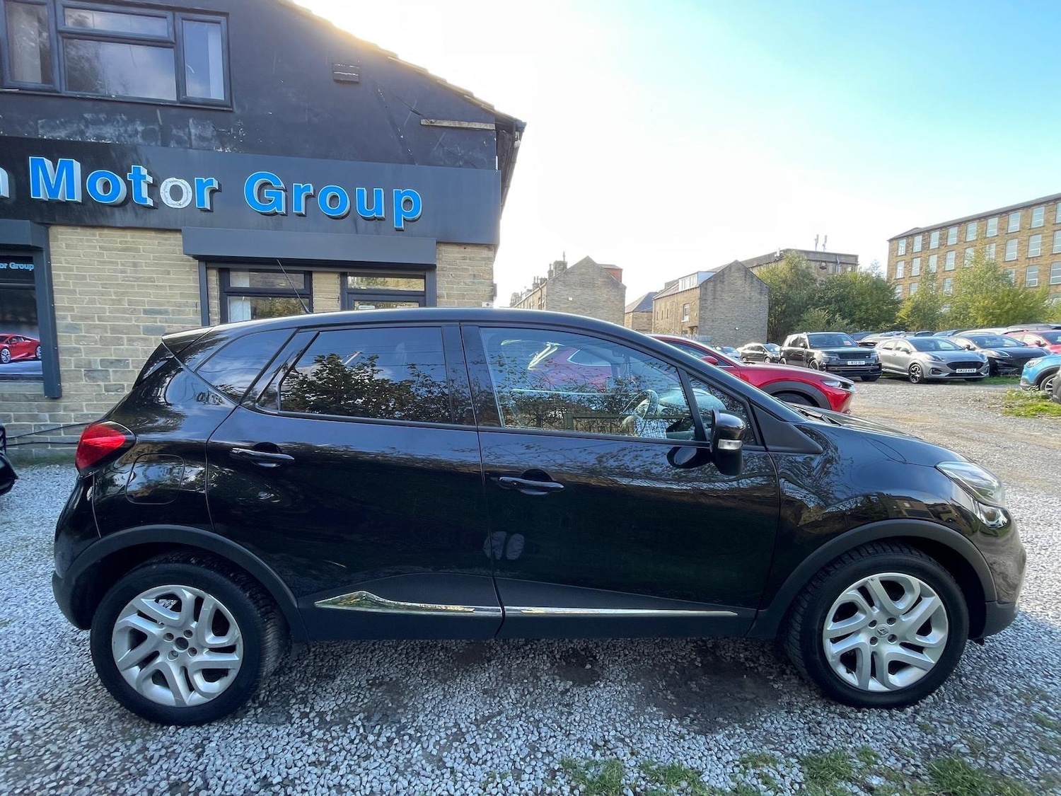 Used Renault Captur 2017 for sale - 76715604: Photo 4