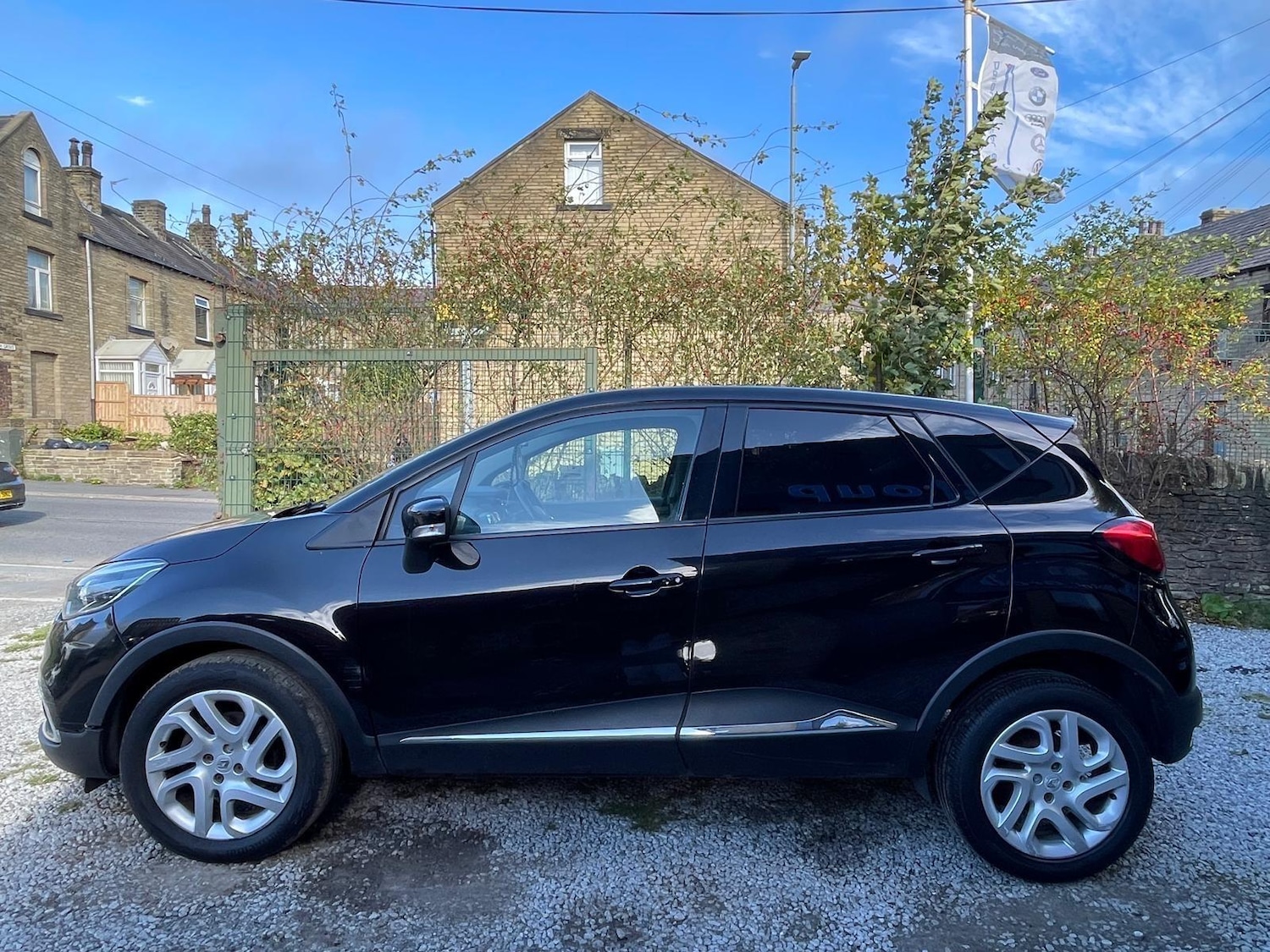 Used Renault Captur 2017 for sale - 76715604: Photo 8