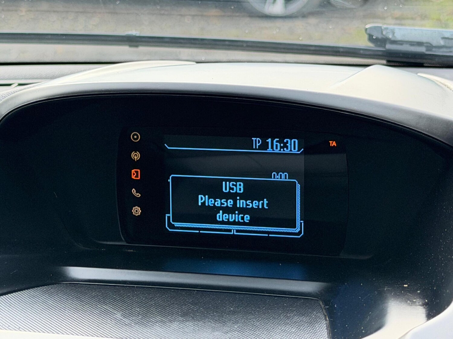 Used Ford Kuga for sale - 77683632: Photo 25