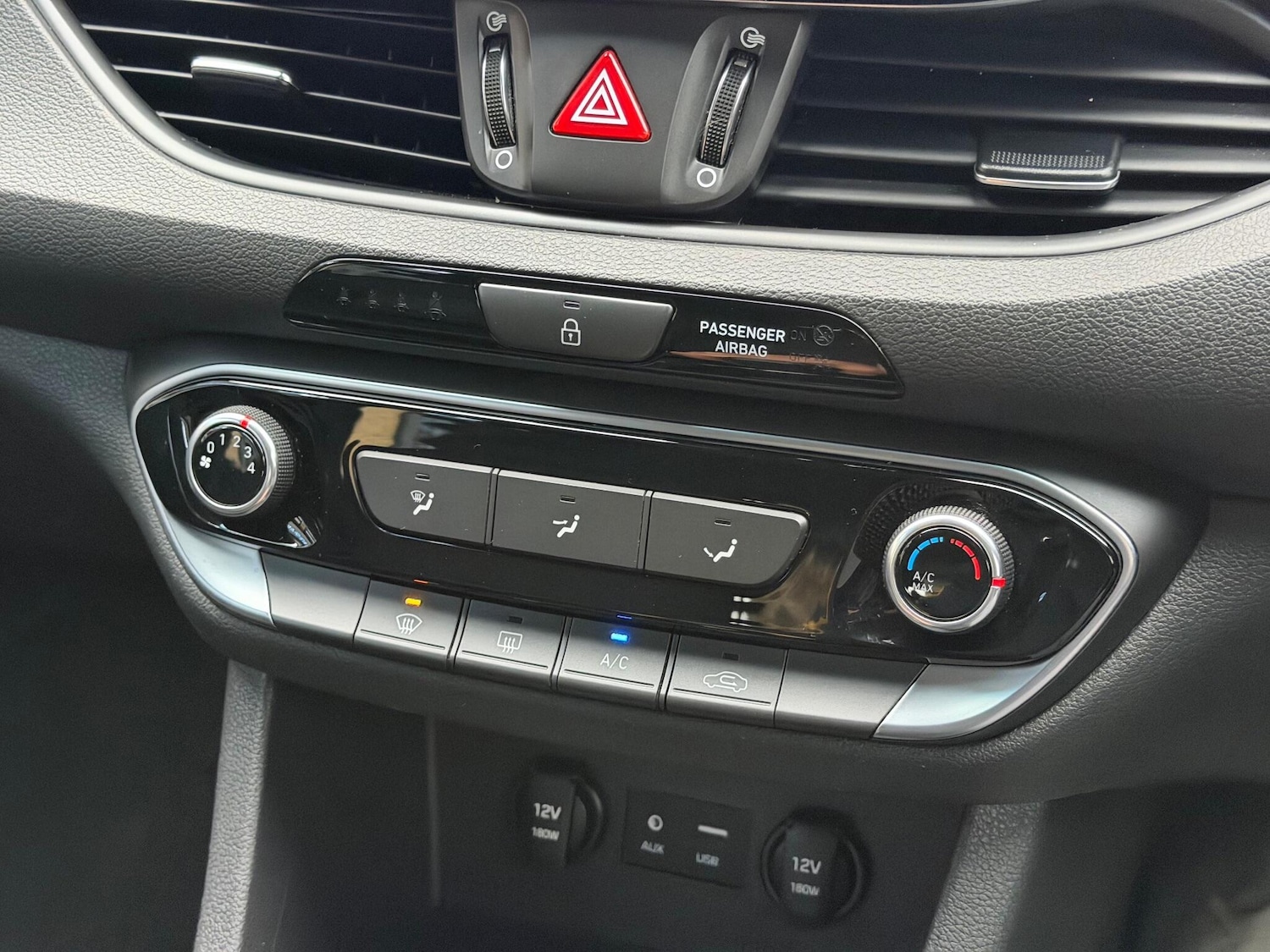 Used Hyundai i30 2018 for sale - 77144493: Photo 15