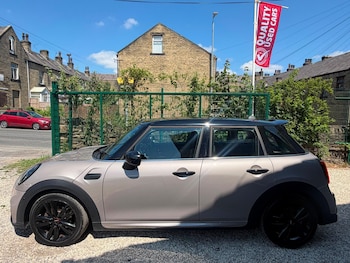 Used MINI Hatch 2022 for sale - 79212080: Photo