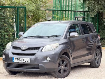 Used Toyota Urban Cruiser 2011 for sale - 79808570: Photo