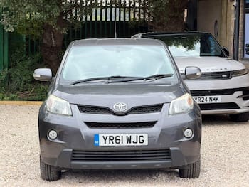Used Toyota Urban Cruiser 2011 for sale - 79808570: Photo