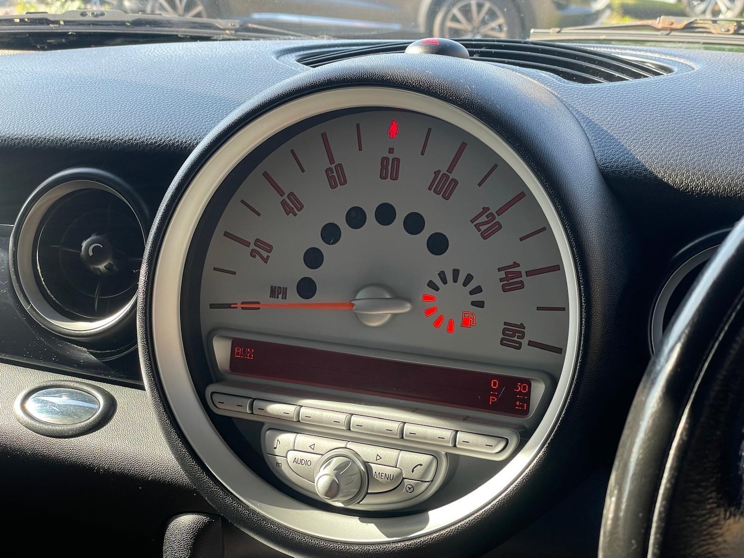 Used MINI Hatch 2010 for sale - 76270531: Photo 27