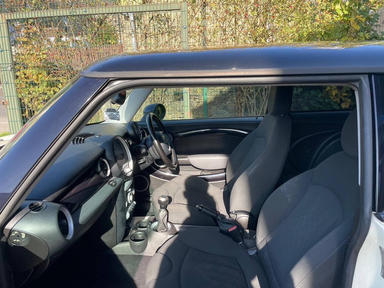Used MINI Hatch 2010 for sale - 76270531: Photo 30