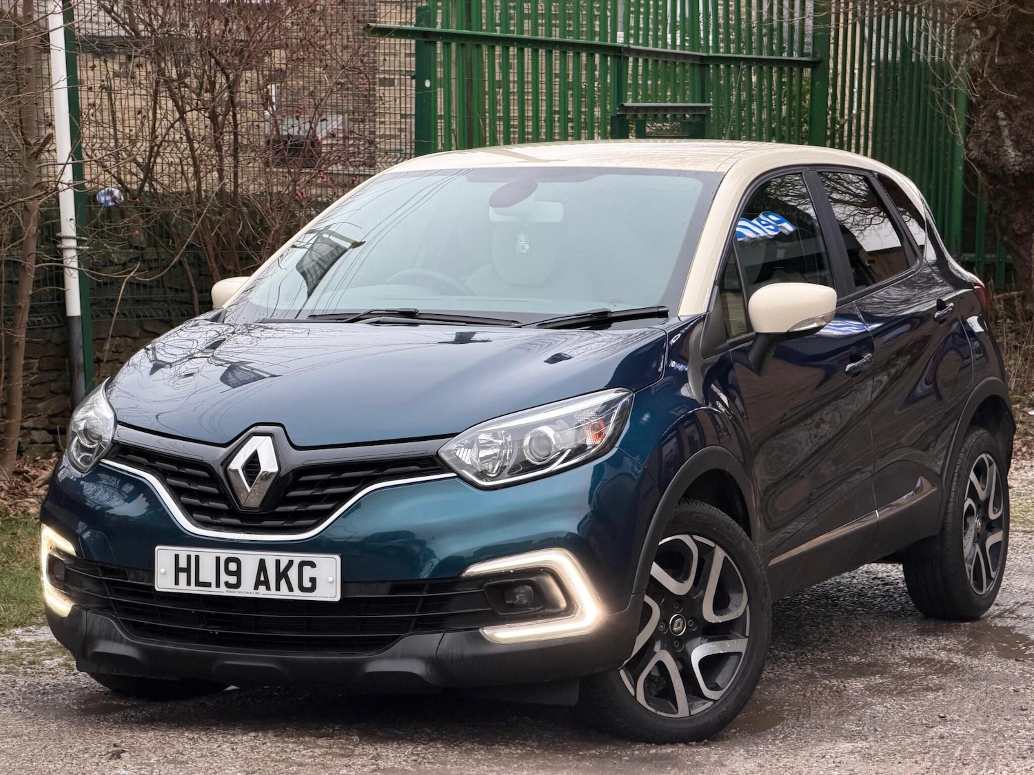 Used Renault Captur 2019 for sale - 77174474: Photo 2