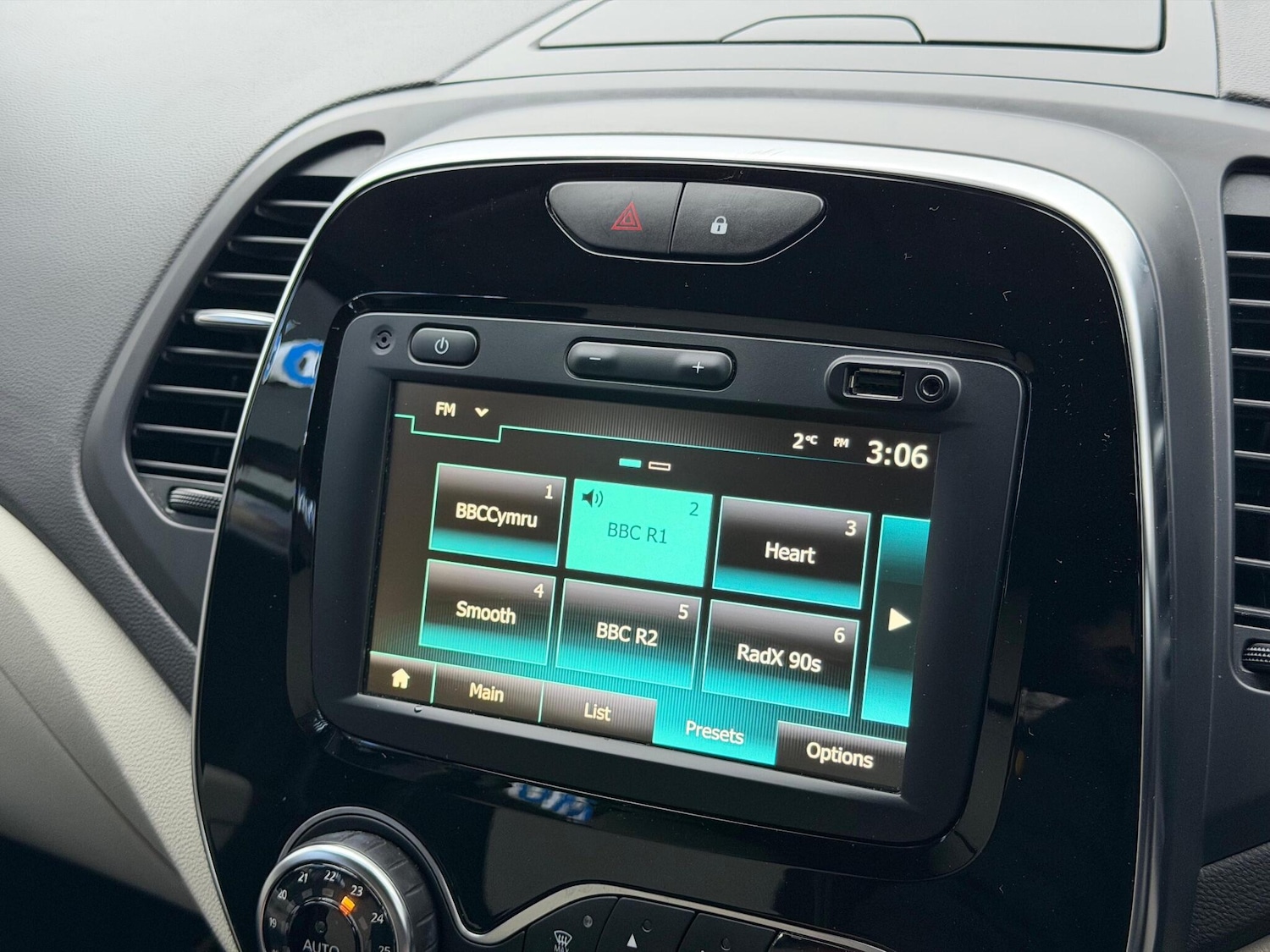 Used Renault Captur 2019 for sale - 77174474: Photo 28