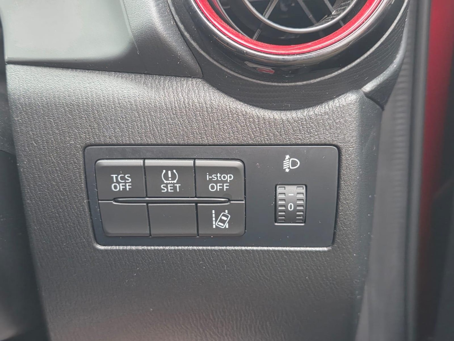 Vehicle 33