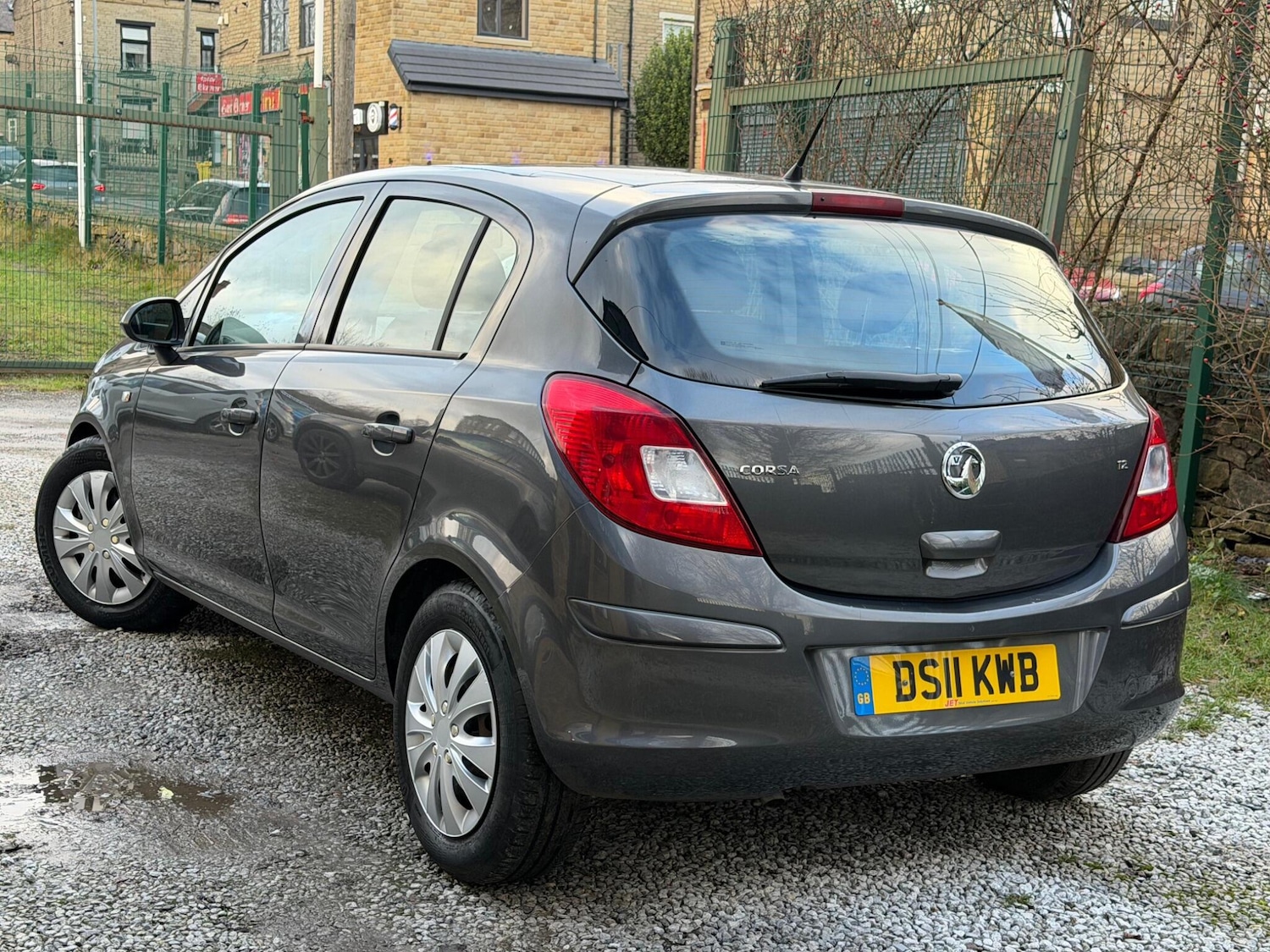 Used Vauxhall Corsa 2011 for sale - 77015899: Photo 13