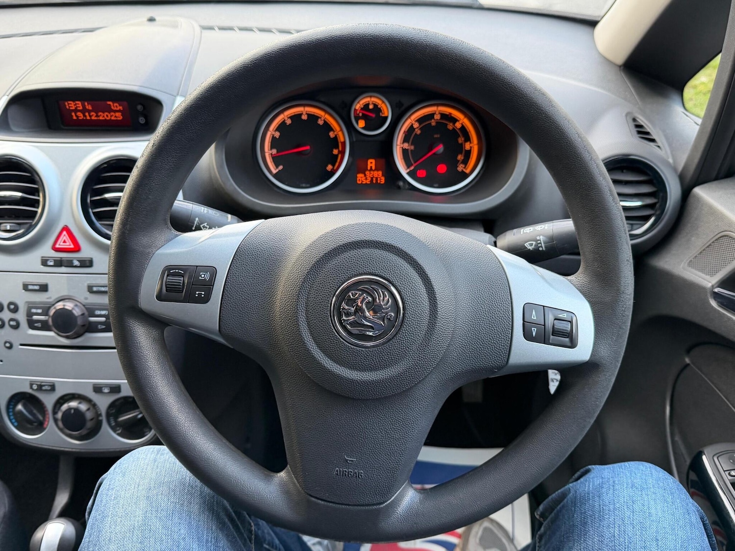 Used Vauxhall Corsa 2011 for sale - 77015899: Photo 35