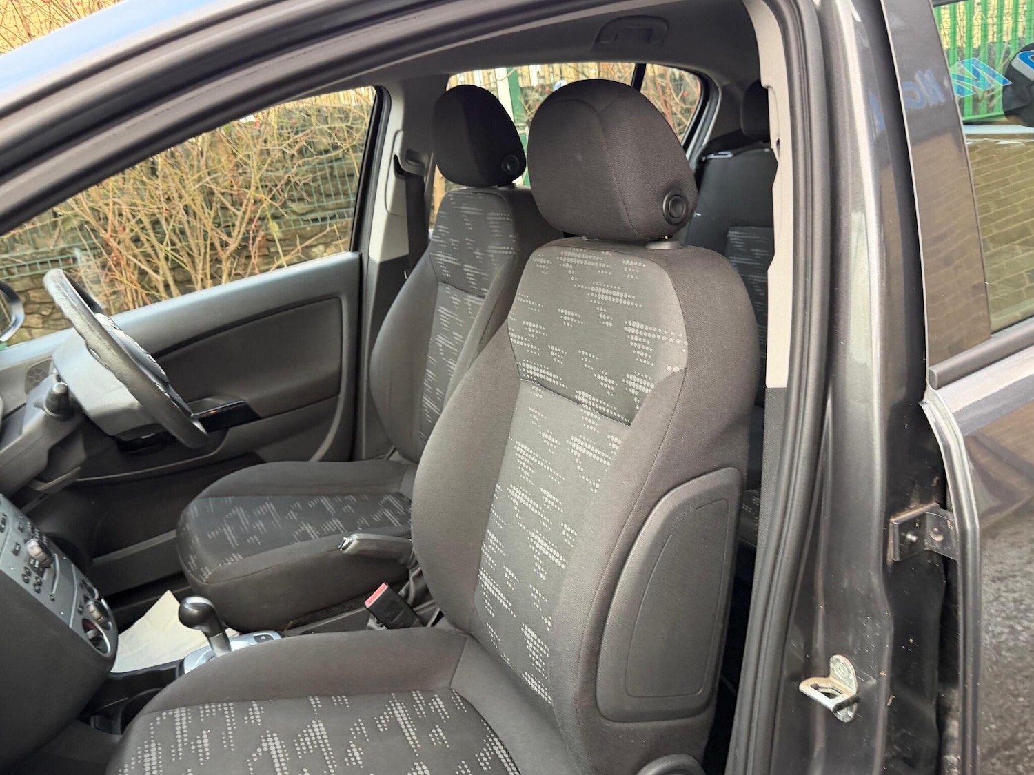 Used Vauxhall Corsa 2011 for sale - 77015899: Photo 37