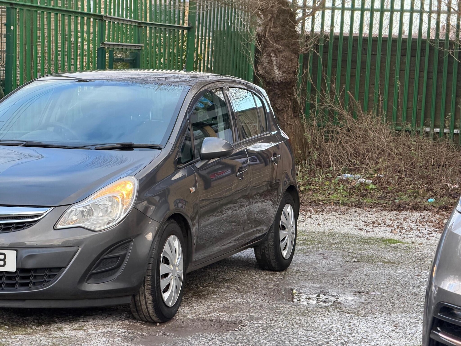 Used Vauxhall Corsa 2011 for sale - 77015899: Photo 5