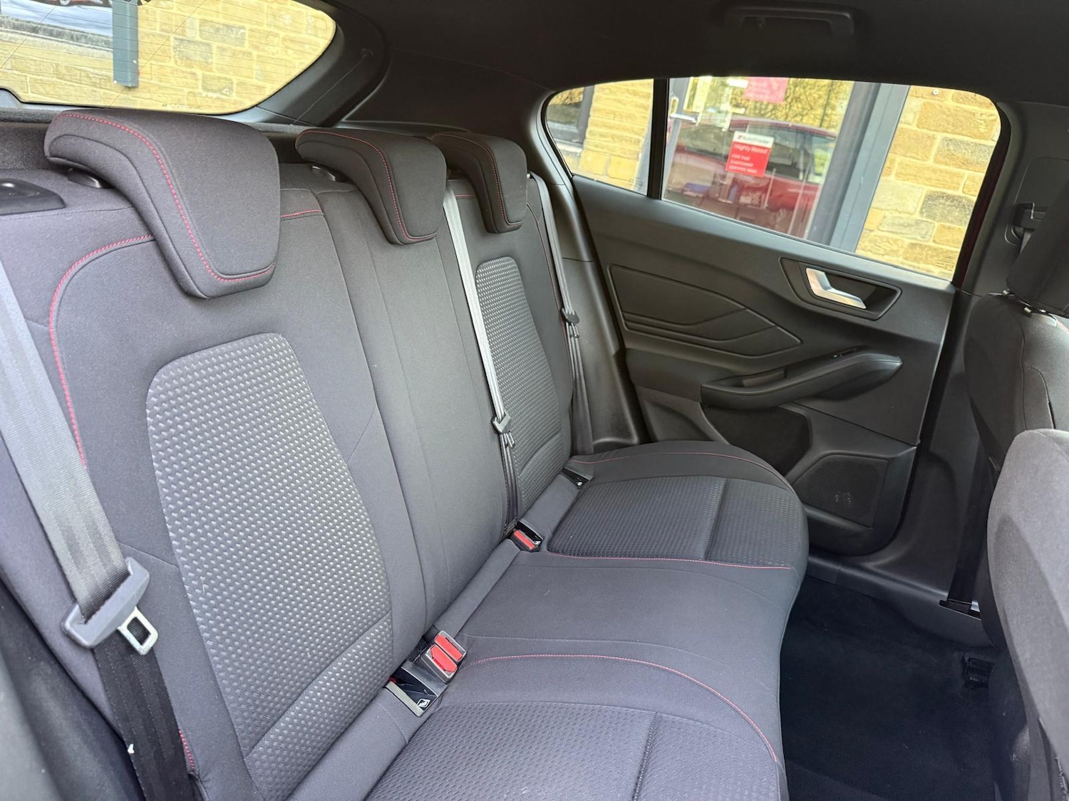 Used Ford Focus for sale - 76484852: Photo 15