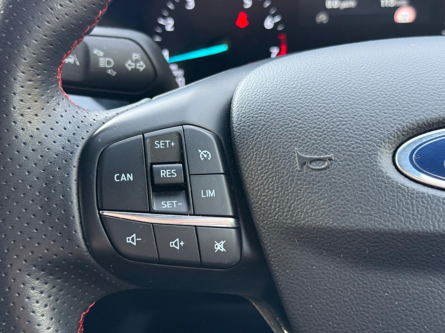 Used Ford Focus for sale - 76484852: Photo 19