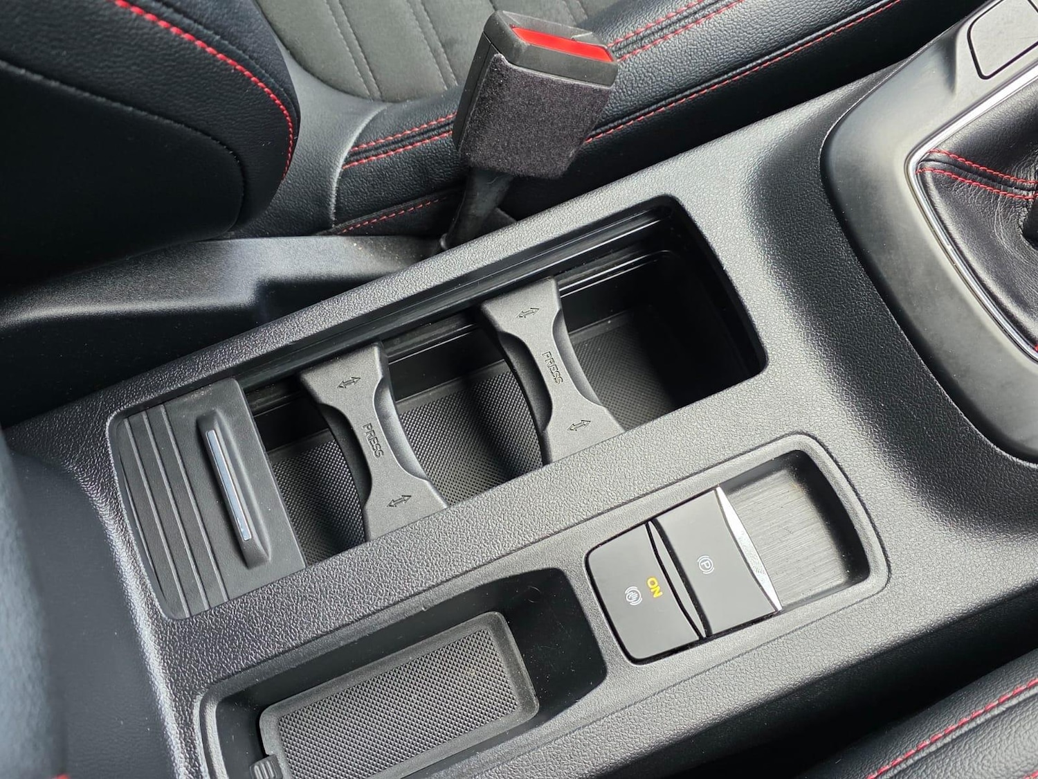 Used Ford Kuga 2021 for sale - 76188461: Photo 26