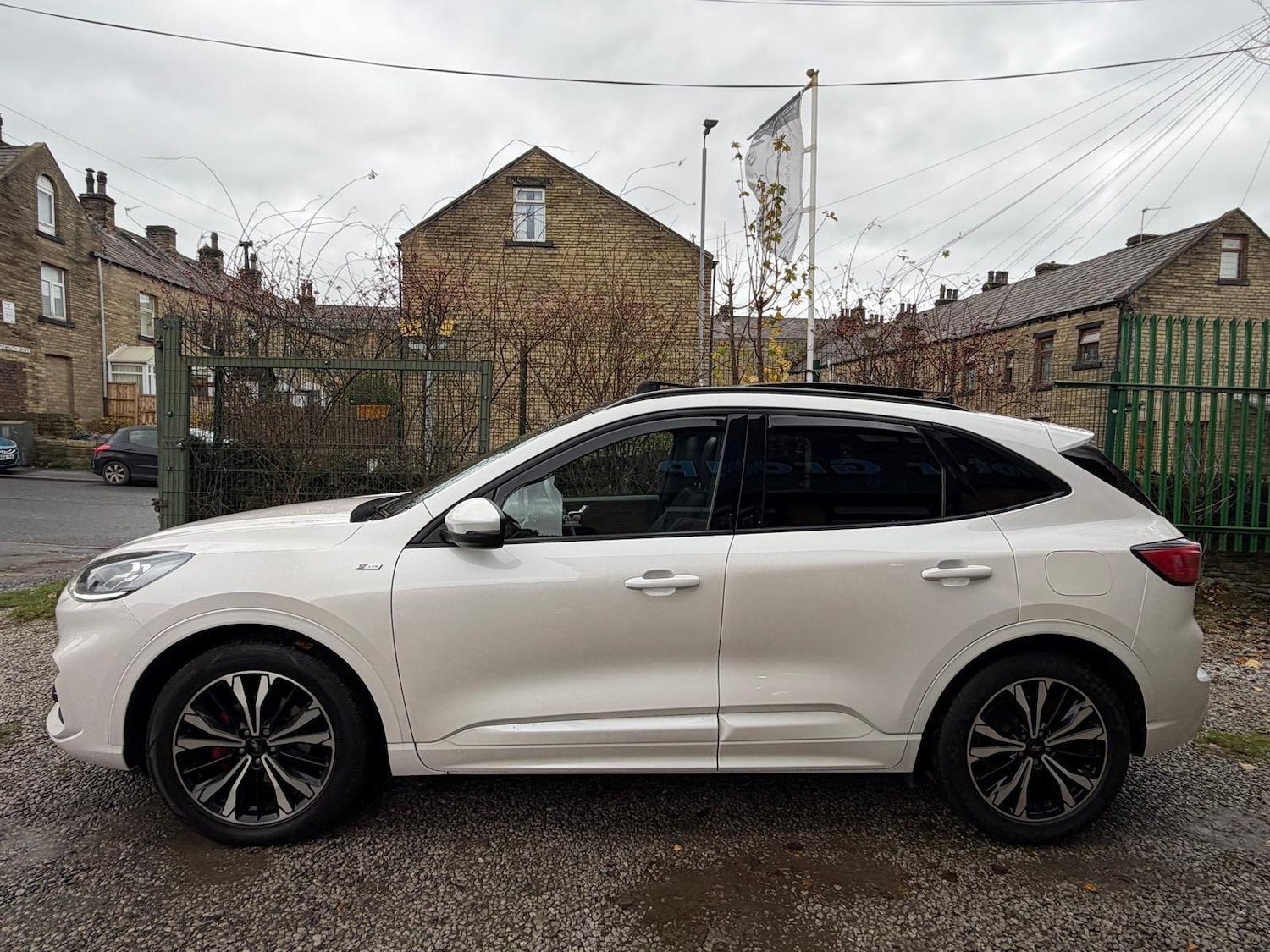 Used Ford Kuga 2021 for sale - 76188461: Photo 4