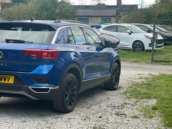 Used Volkswagen T-Roc 2018 for sale - 76109132: Photo 20
