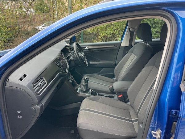 Used Volkswagen T-Roc 2018 for sale - 76109132: Photo 27