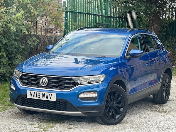 Used Volkswagen T-Roc 2018 for sale - 76109132: Photo 2